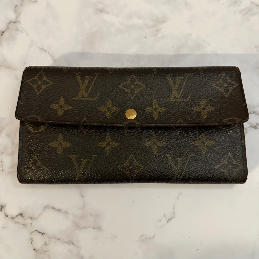 Louis Vuitton Portefeiulle Sarah Long Bifold Monogram Wallet CT0035